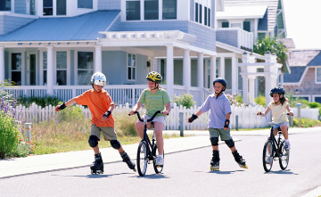 随着许多应用程序扩展到家庭外围或庭院，基于lora的解决方案能够将这些设备连接到与室内设备相同的平台上，而传统系统的范围不足。